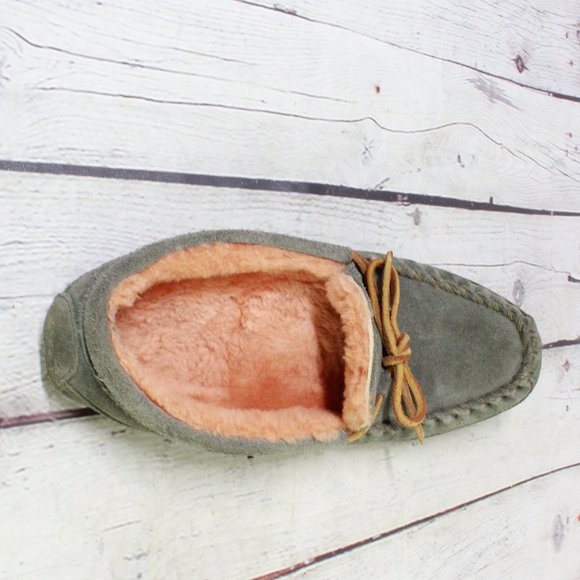LL Bean Green Suede Wicked Good Shearling Lined Moccasin Slippers Size 6 - Picture 9 of 9